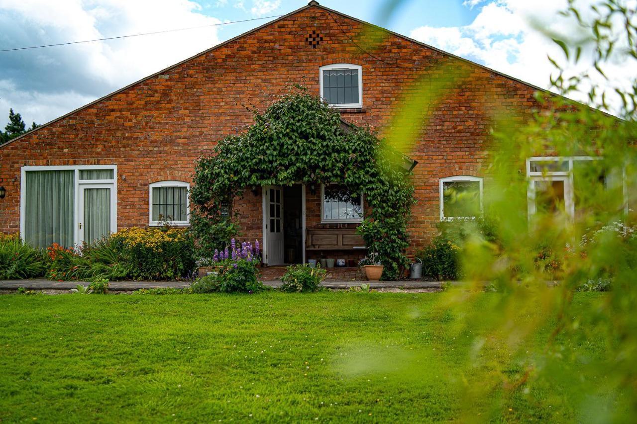 Higher Farm Malpas  Exterior photo