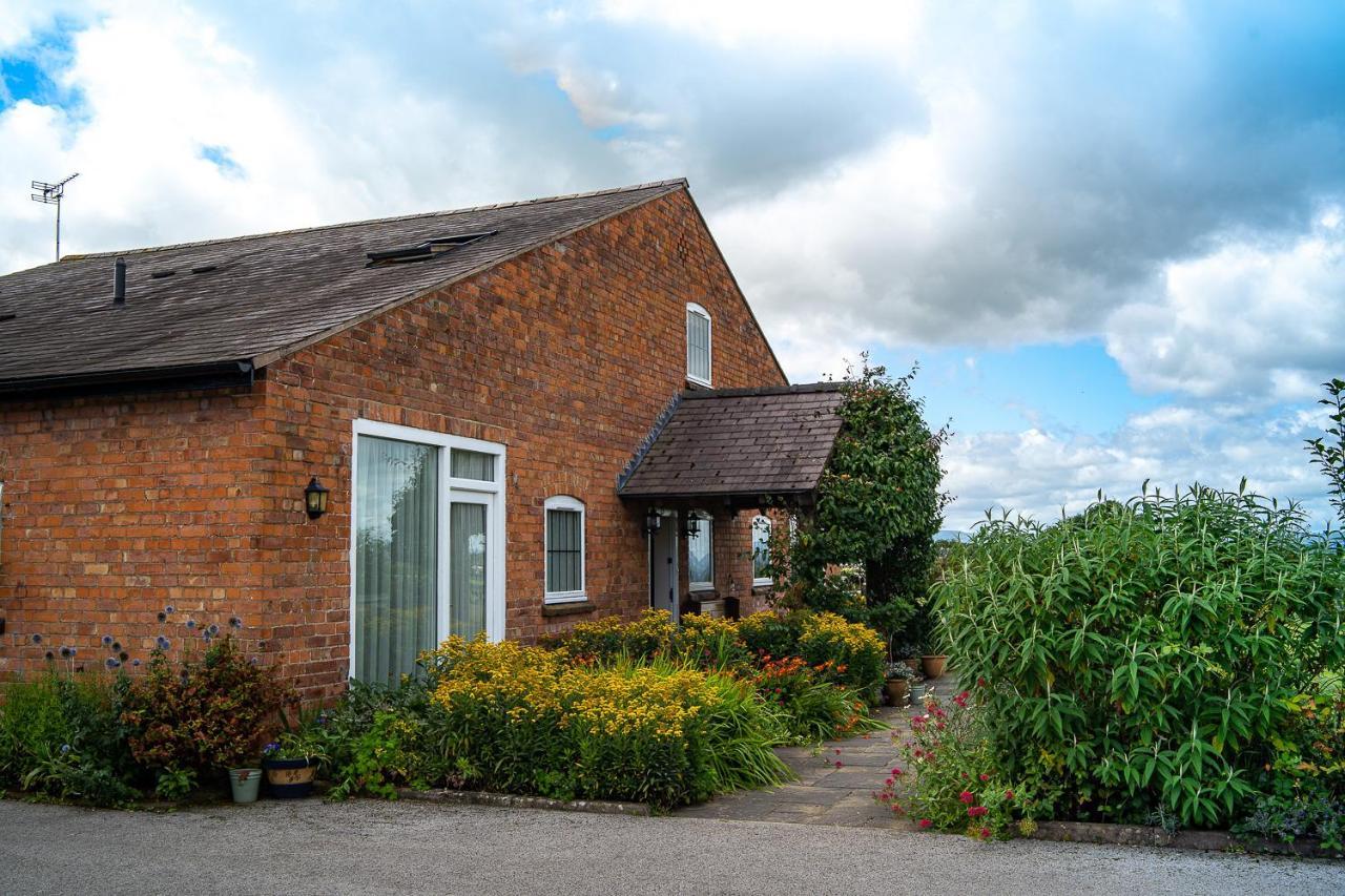 Higher Farm Malpas  Exterior photo