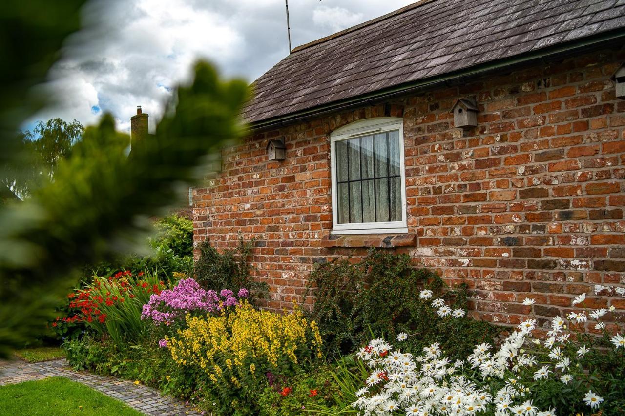 Higher Farm Malpas  Exterior photo