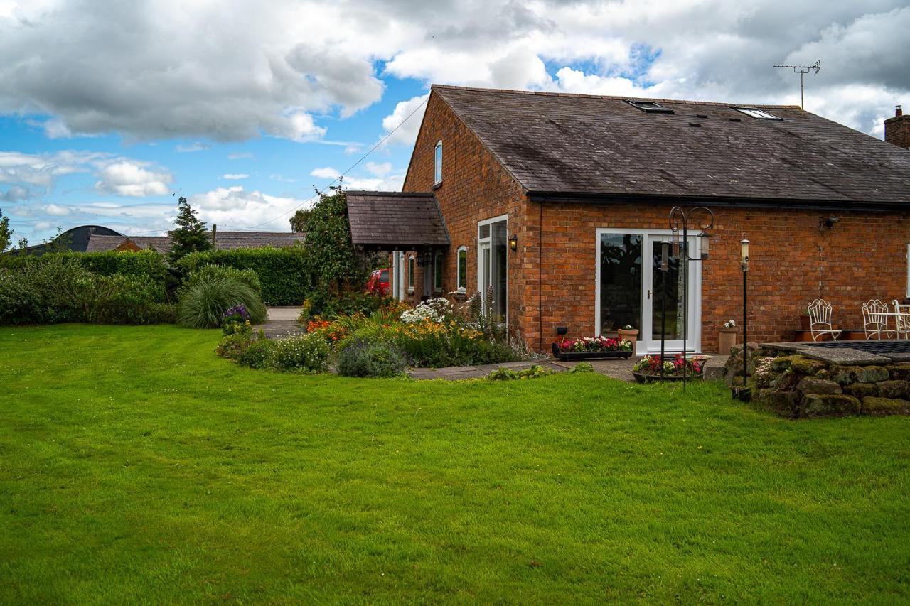 Higher Farm Malpas  Exterior photo
